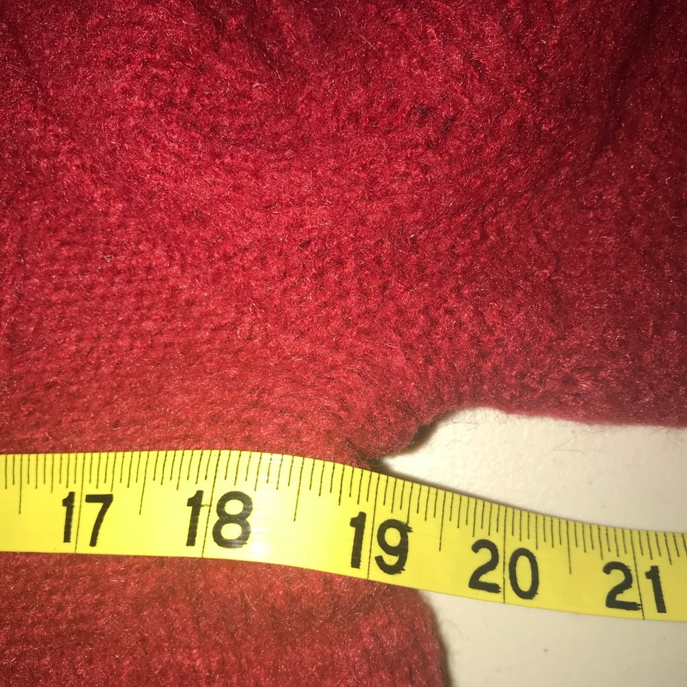 Universal Thread Sweater - Picture 5 of 6